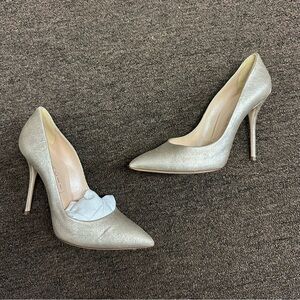 Casadei Pumps 7 US light gold heels shoes classic